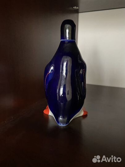 Статуэтка-бутылка