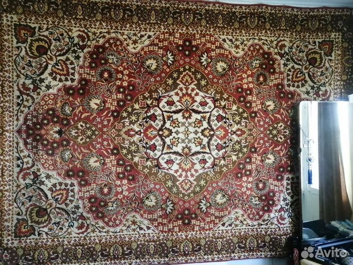 Ковер большой из натуральной шерсти