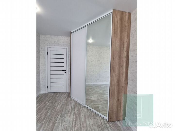 Шкаф распашной