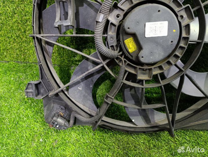 Вентилятор радиатора двс Kia Carens FG L4KA 2008