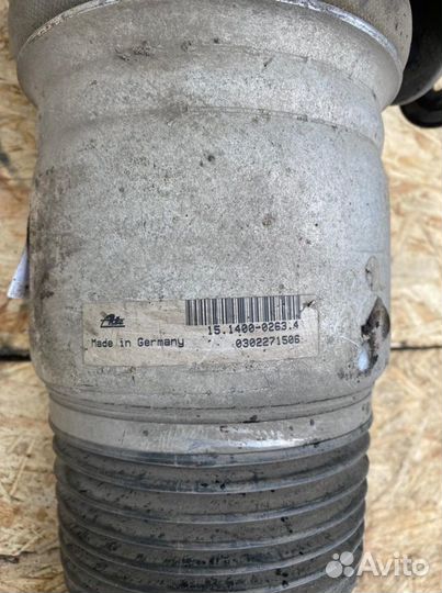 Пневмостойка передняя левая Porsche Cayenne 955