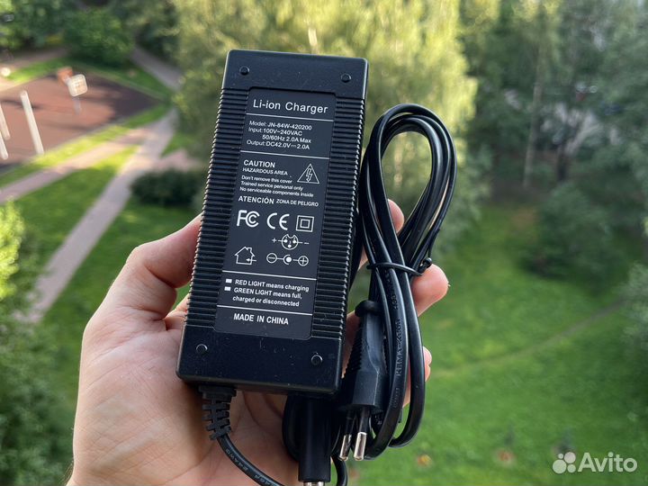 Зарядка для segway ninebot es2/es4 самоката
