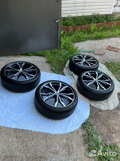 Комплект оригинальных колес б/у на BMW Х2
