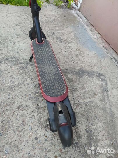 Электросамокат tribe