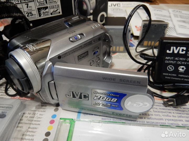 Видеокамера JVS «Everio» 20 GB, б/у