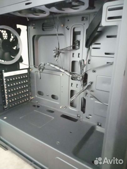 Игровой компьютерный корпус не использованный