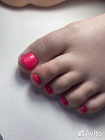 Модель на маникюр