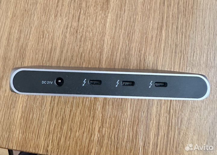 Type C Хаб Satechi Thunderbolt 4 Slim Hub Pro