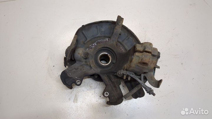 Ступица (кулак, цапфа) Volkswagen Polo, 2003