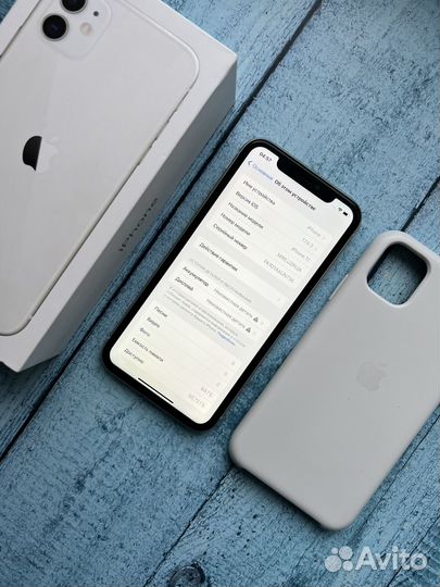 iPhone 11, 64 ГБ