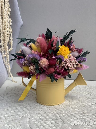 Композиция из сухоцветов