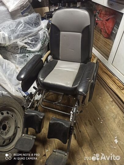 Инвалидная коляска