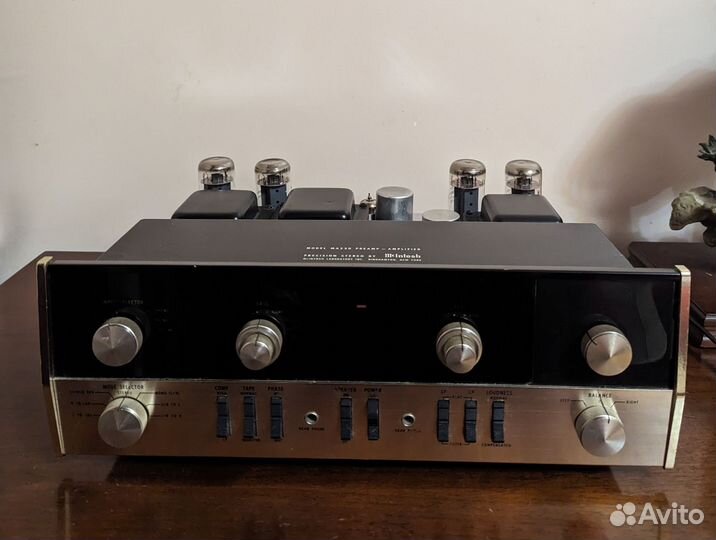 Усилитель McIntosh MA230