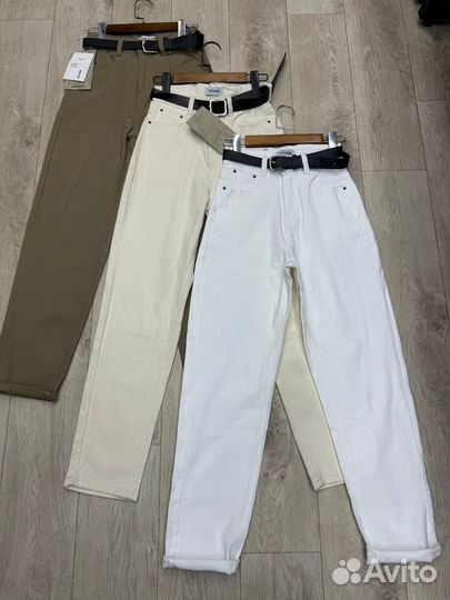 Белые джинсы мом