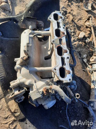 Впускной коллектор мазда 626