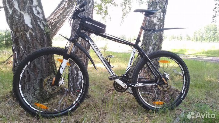 Велосипед specialized rockhopper