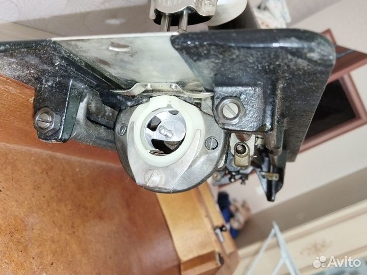Швейная машина подольская