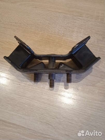 Подушка АКПП subaru