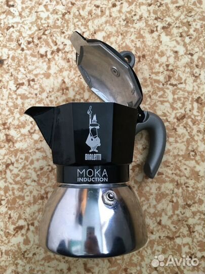 Гейзерная кофеварка Bialetti New Moka Induction