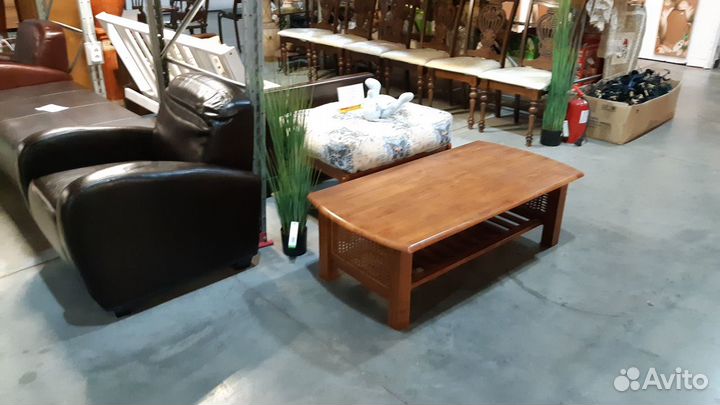 Журнальный стол из массива дерева