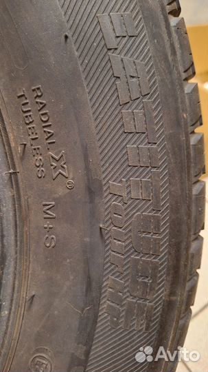 Michelin Latitude Tour HP 215/65 R16 98H