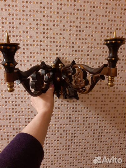 Подсвечник настенный