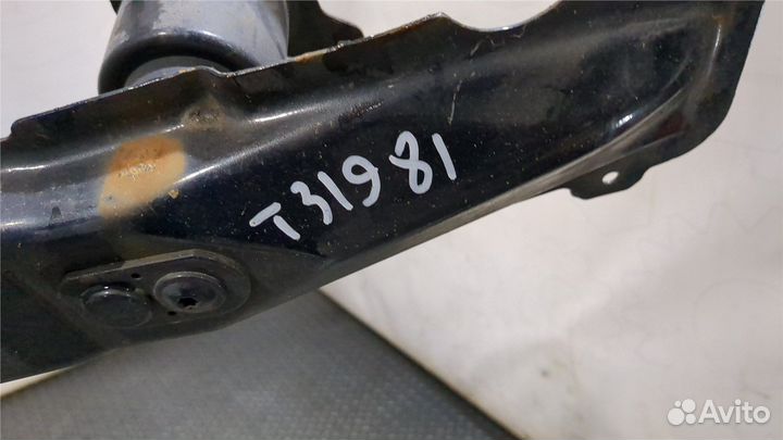 Усилитель бампера Citroen C5, 2001