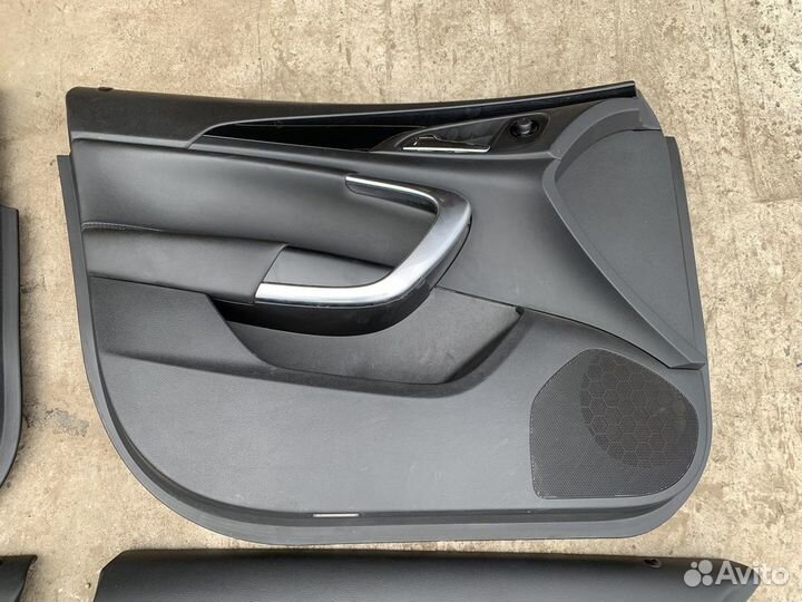 Обшивки дверей опель инсигния business edition