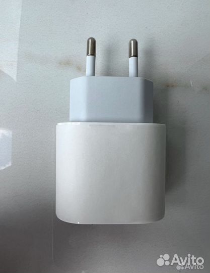 Зарядное устройство на iPhone 25w
