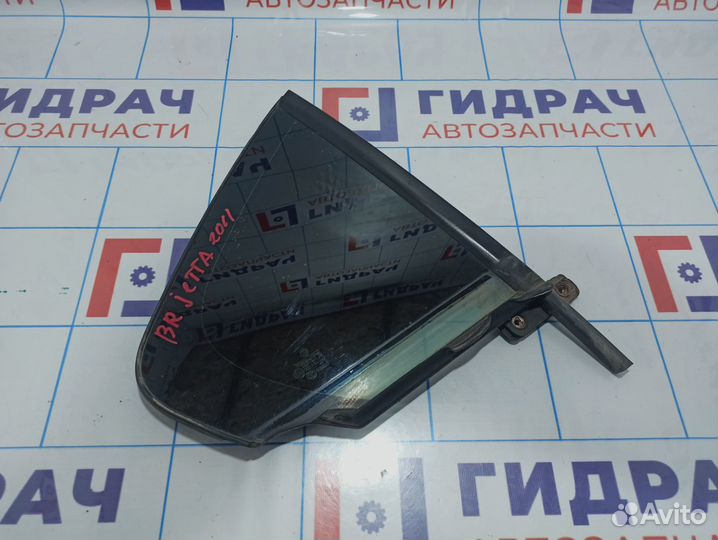 Стекло двери задней правой форточка Volkswagen Jet