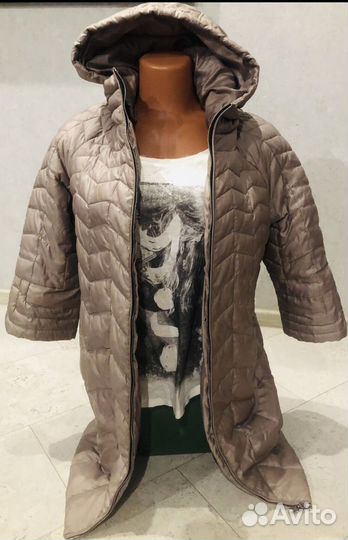 Два больших пакета одежды 44