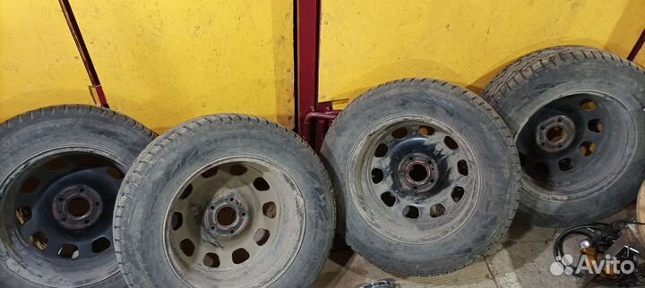 Nokian Tyres Nordman 7 SUV 215/65 R16 102T