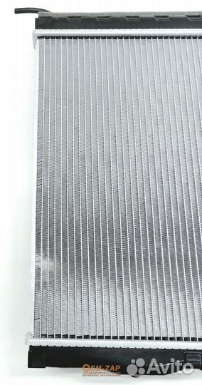 Радиатор охлаждения двигателя D4CB МКПП Соренто