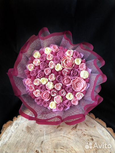 Букет из шоколадных цветов