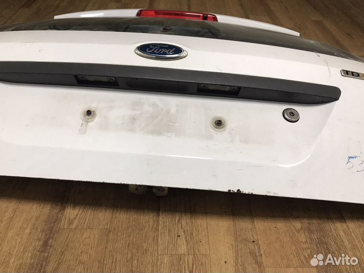 Дверь багажника Форд Фиеста