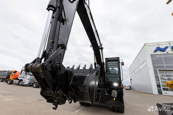 Колёсный экскаватор Bull EW210 Plus, 2025