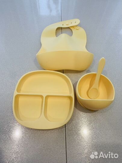 Набор силиконовой посуды для малыша