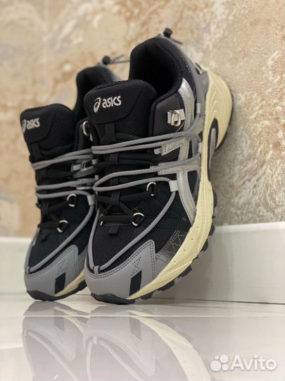 Кроссовки Asics