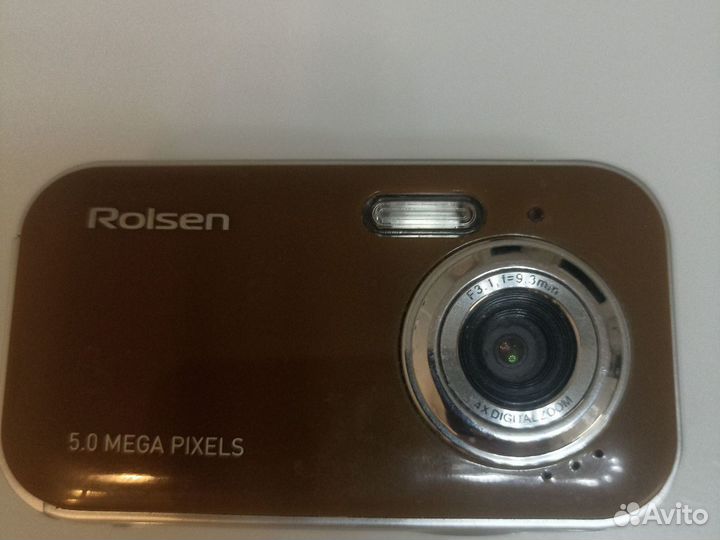 Фотоаппарат Rolsen 5.0 MP SD карта батарейки