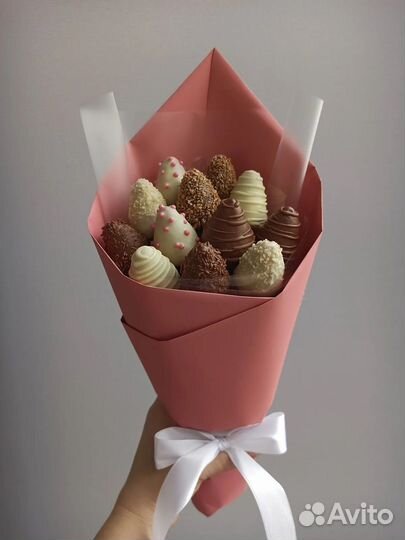 Клубника в шоколаде букеты на выпускной