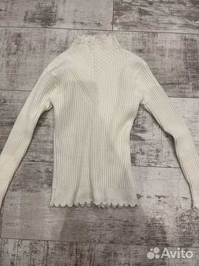 Школьные блузки, водолазки