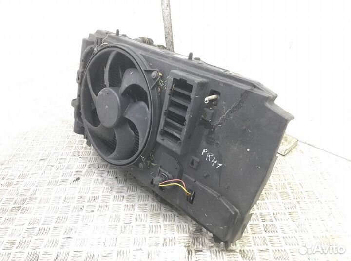 Панель передняя (телевизор) Citroen Xsara Picasso