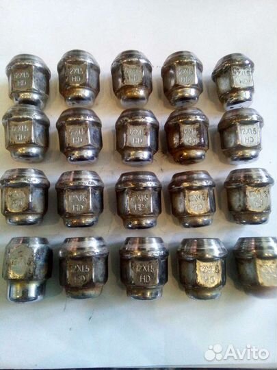 Колёсные гайки