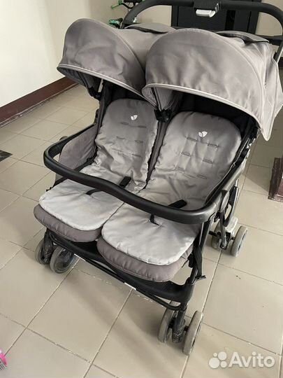 Коляска прогулочная