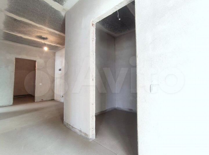 3-к. квартира, 78 м², 1/10 эт.