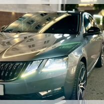 Skoda Octavia 1.8 AMT, 2020, 98 000 км, с пробегом, цена 2 500 000 руб.