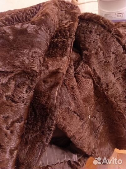 Полушубок из каракульчи. Германия. 50-52 размер