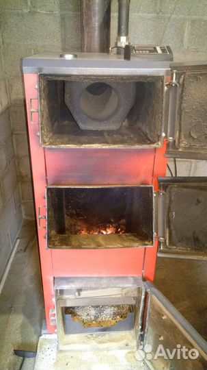 Твердотопливный котел б/у 25кв полуавтомат