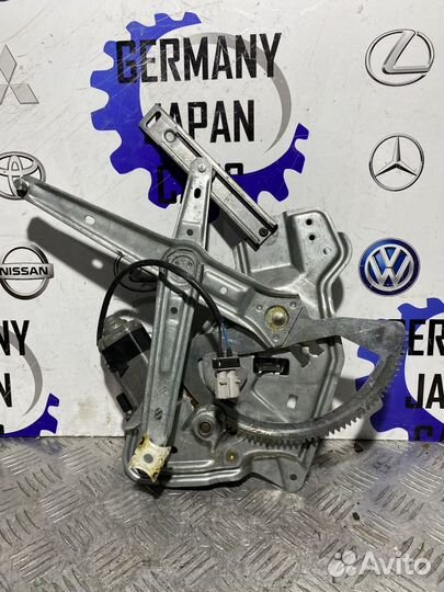 Стеклоподъемник задний правый BMW E34