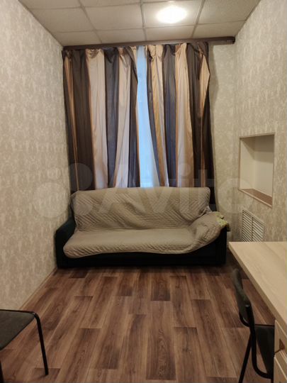 Комната 11 м² в 1-к., 1/2 эт.